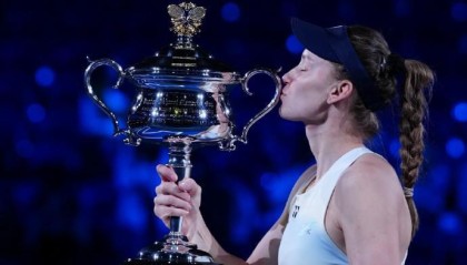 官方网站-强！两位妈妈级球员位居前十